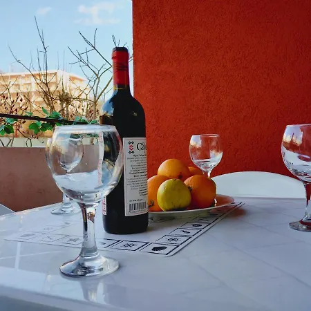 Apartament Marina View-bastetbs Апартамент