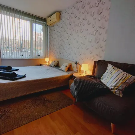 Apartament Marina View-bastetbs Апартамент *