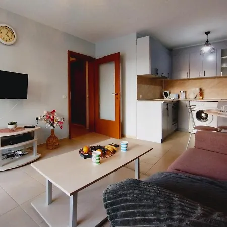 Апартамент Apartament Marina View-bastetbs Елените